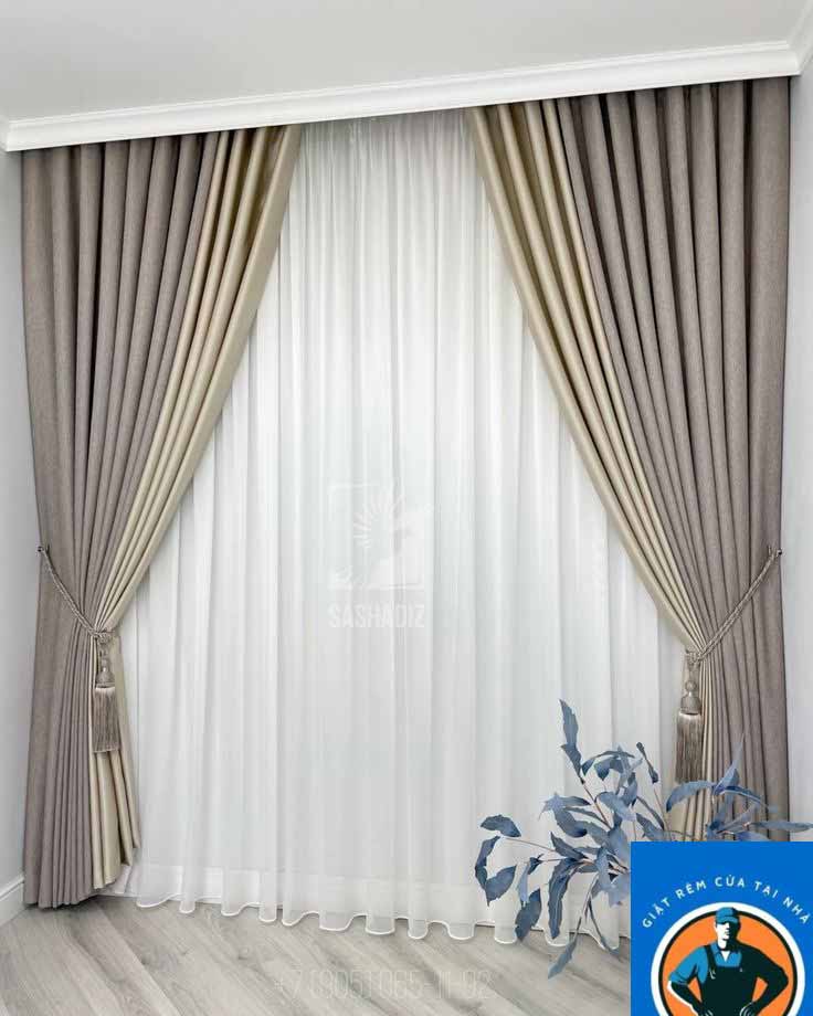 Dịch vụ giặt rèm cửa tại nhà Hai Bà Trưng