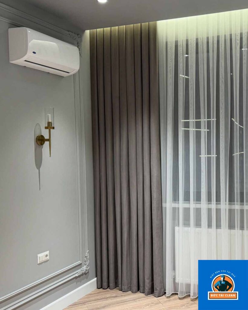 Đức Tài Clean chuyên nhận giặt rèm cửa ba đình