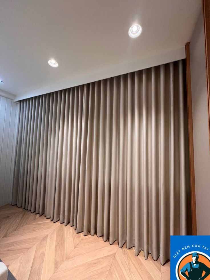  Shoesach Luxury Laundry nhận giặt rèm cửa Hoàn Kiếm