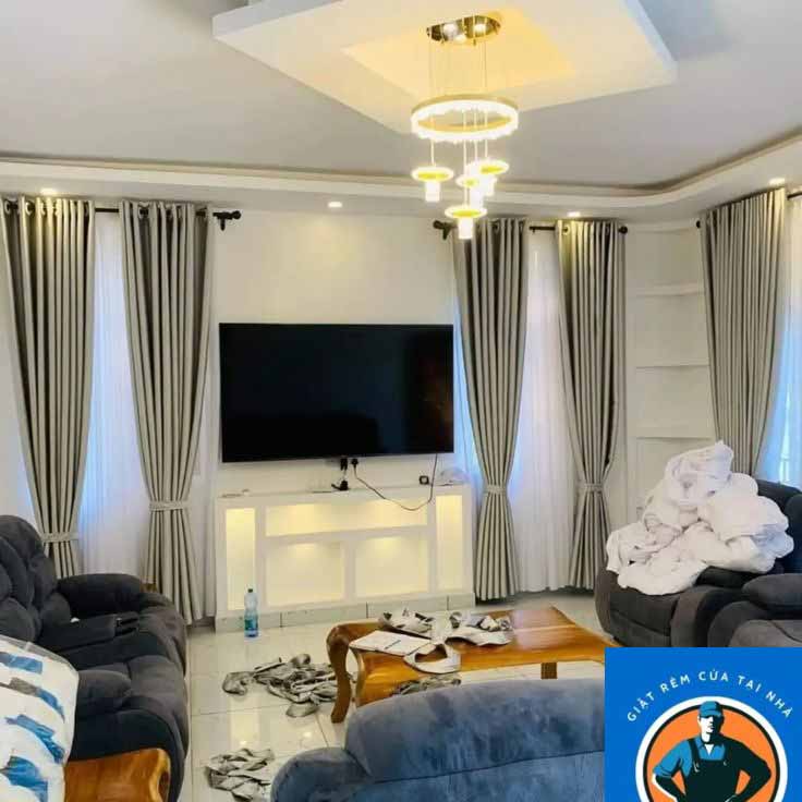 Hoàng Linh chuyên nhận làm sạch rèm vải tại Chương Mỹ