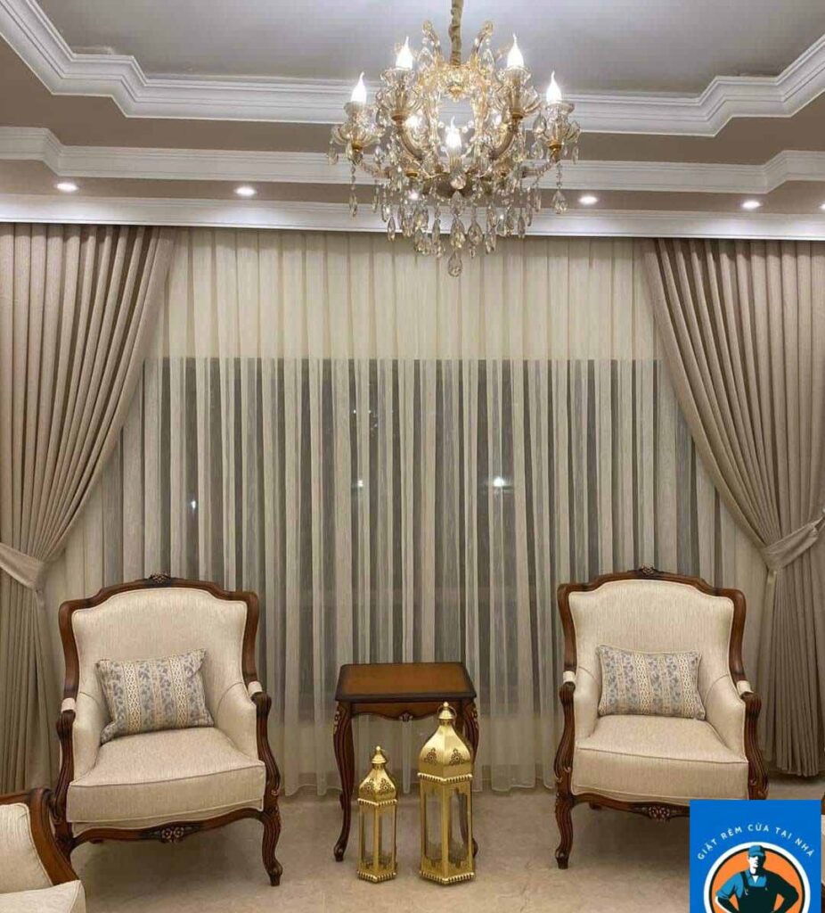 Đức Tài Clean chuyên nhận giặt rèm cửa Hai Bà Trưng