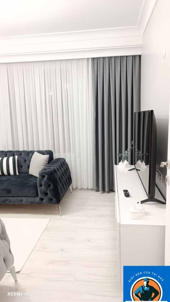 Chúc Lệ giặt rèm cửa Thường Tín