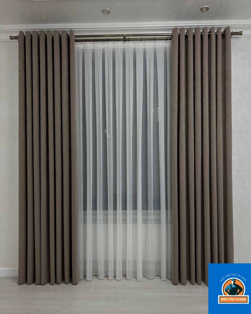 Giặt là Thu Hương nhận giặt rèm cửa tại nhà